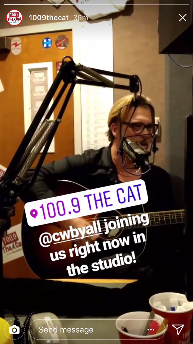Louisiana2331's tweet photo. Big thank you to @1009thecat & @onairpete for having @cwbyall in the studio today to rock some #OffTheChain #TopShelf tunes ! Check out #1009thecat #InstagramStory to see clip of #craigwayneboyd singing #SomewhereInThere live today! I❤️NY! #StuckinMyHead https://t.co/kMBqUPtVXf