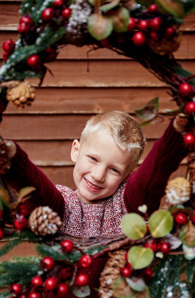 WilBarber17's tweet photo. Is it okay to be singing #Christmas songs in #November? 
Tag a #friend who does!
#christmasphotos #family https://t.co/PilbDmWORN
