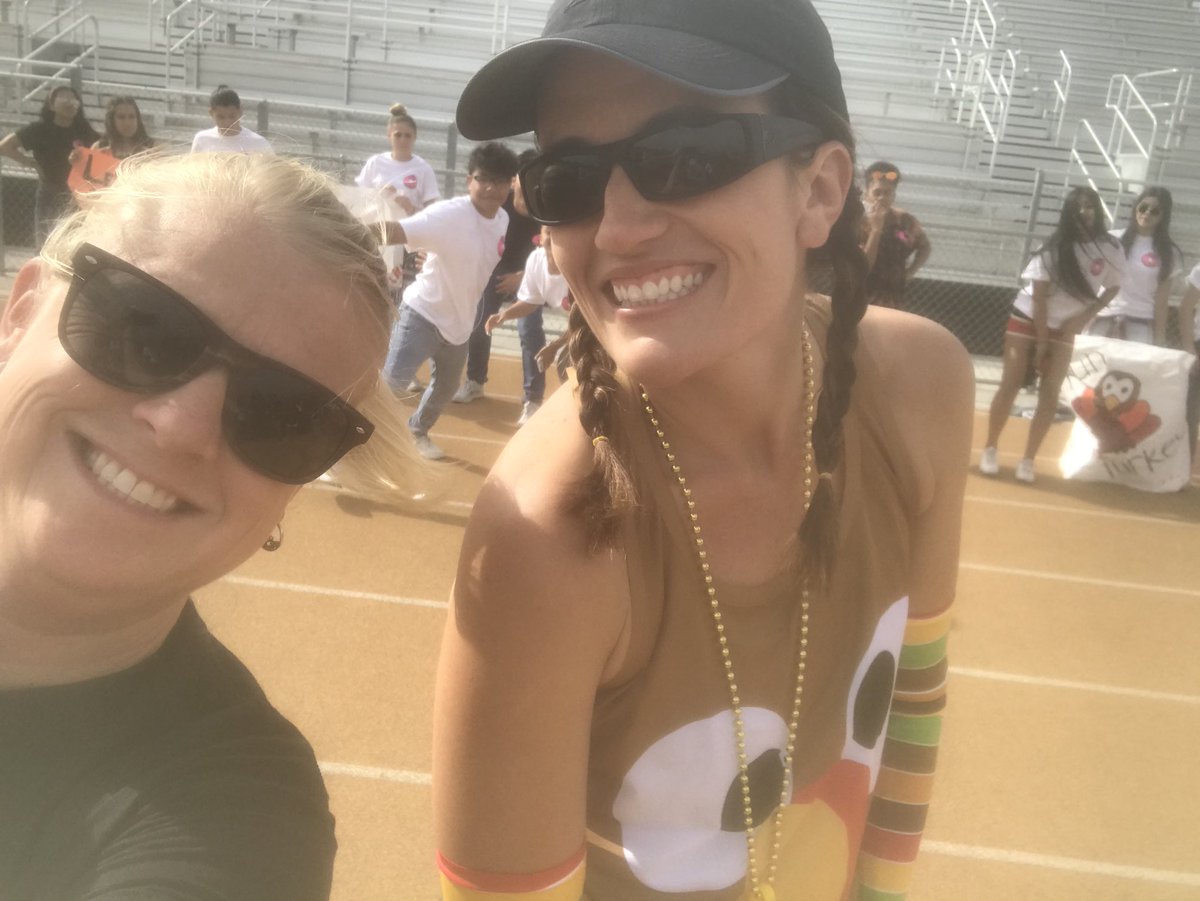 CerezFam's tweet photo. Turkey-trot! One of my favorite days at EHS! #EHSPEROCKS https://t.co/XViTOfJQK4