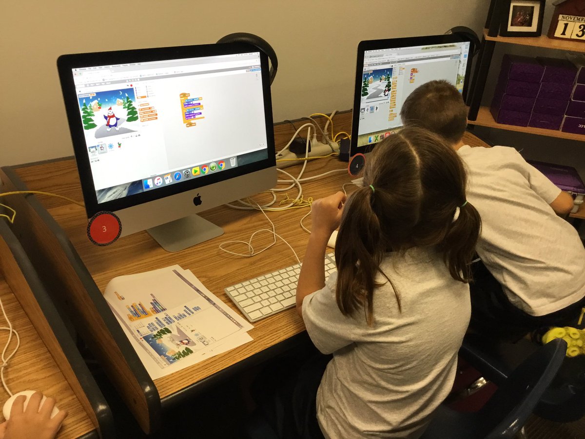 iJanetteCamacho's tweet image. Second-grade started coding their first game. Our future game developers. #Scratchmit #mit #scratch