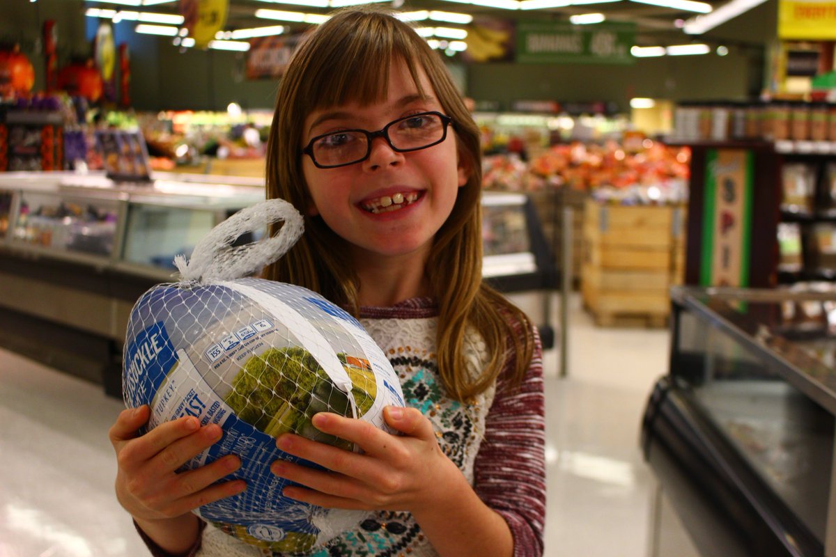 hungertaskforce's tweet photo. We have a lot of families to feed this holiday season. Double the difference in the MKE community when you donate turkeys throughout November! #TurkeyTicker @RexnordCorp  https://t.co/HV3hf87H4Y https://t.co/CNDGxjbqKT