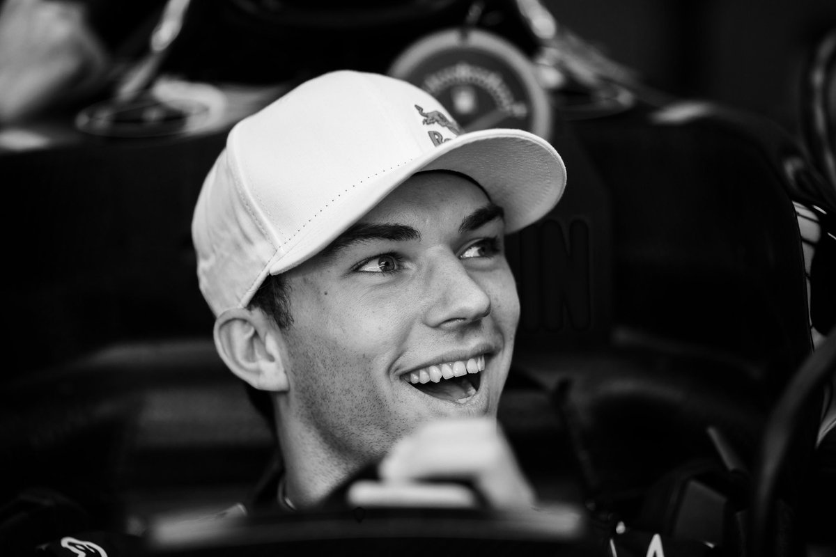 PierreGASLY's tweet photo. Very happy to confirm that I'll race for @ToroRossoSpy in 2018 for my first @F1 season. Thanks to all who made it possible!!! #F1 https://t.co/sNJok4XTpB