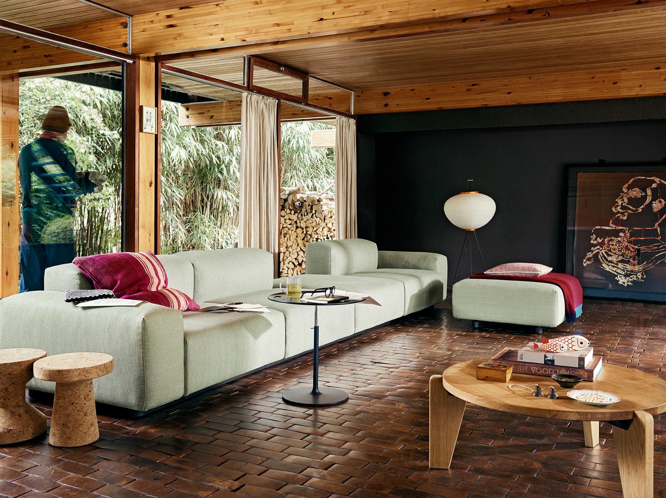 Voorverkoop smog Actief Vitra on Twitter: "The Soft Modular Sofa by Jasper Morrison unites the  characteristics of a modular lounge sofa in its purest form.  https://t.co/aNjzwDzKsU #vitra #vitrahomestories https://t.co/gD37GsE7Mc" /  Twitter