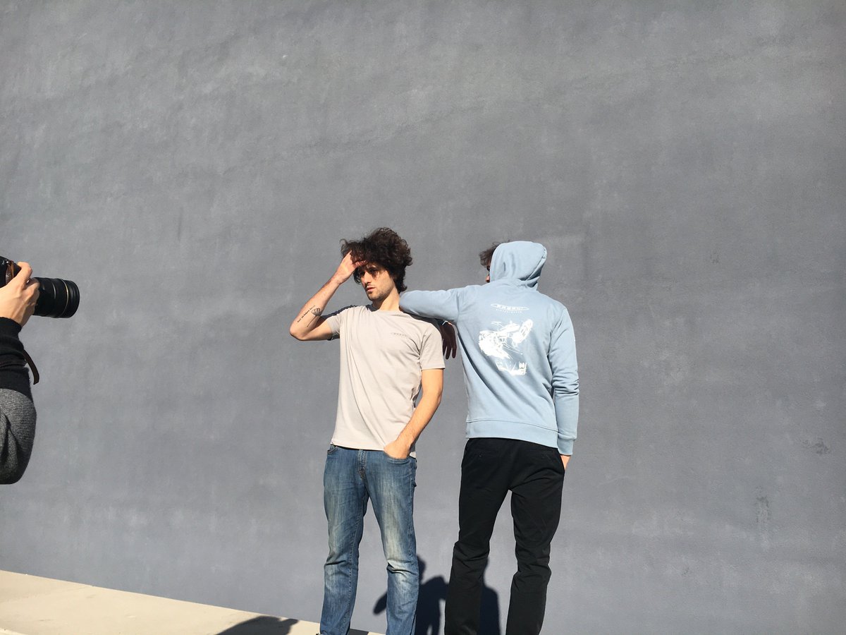 AudesGroup's tweet photo. Backstage photo shooting! 😉
#Audes #photoshooting #Audesgroup #backstage #Audesbrandyou #clothing #Audeswebyou https://t.co/B28ngjUId7