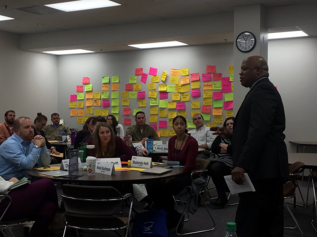 Thanks to James LeMon, Exc. Dir. of Community, Parent and School Outreach, for speaking to high school teacher leaders today! <a href="/hcpss_smil/">hcpss_smil</a>