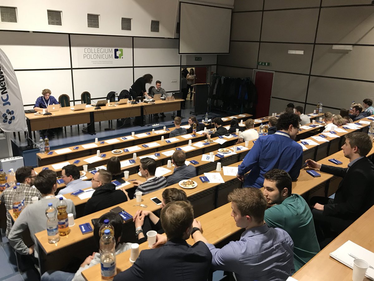 Psychojumper's tweet photo. JCNetwork Days 2017 in Frankfurt / Oder #jcnetwork #days2017 #jcnetworkdays2017 #frankfurtoder #vorwärtskommen https://t.co/ftz1ZWjAQq
