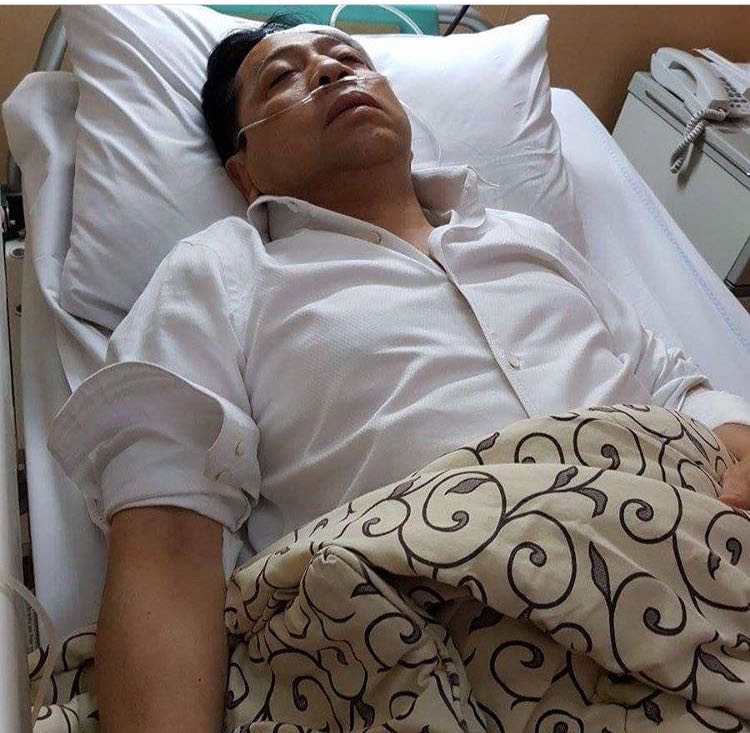 hendry_yatna's tweet photo. #SaveTiangListrik
#papahjujurlah
Semoga lekas sembuh om novanto, agar bisa ungkap kebenaran sesungguhnya, katakanlah siapa yang terlibat dan yang tidak terlibat agar terang benerang https://t.co/e7beLJglWf