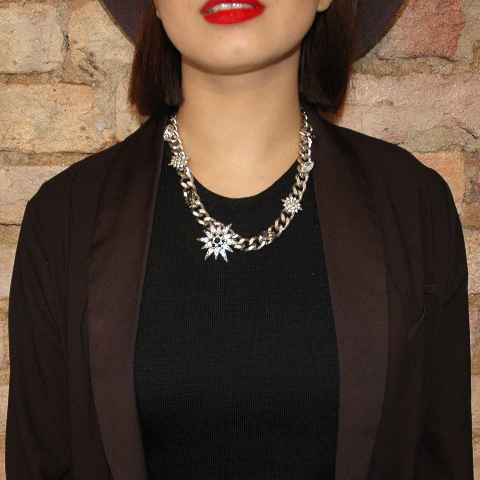 ShopCallaghan's tweet photo. Go big with this statement piece! 70% OFF - 6 Cavendish Street, Claremont Tel: 021 683 1716 #necklace #designer https://t.co/v0rNt5ukxV