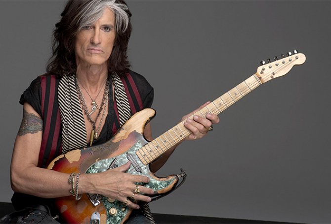 betty_ayala's tweet photo. #FelizJueves #JoePerry no sabe cuándo lanzará un nuevo trabajo con #Aerosmith. Por ese motivo, decidió concentrarse en su faceta de solista.
#Quelisto #CUU #MTY
https://t.co/ybTSlPgTBz https://t.co/WFcSNAKWTa