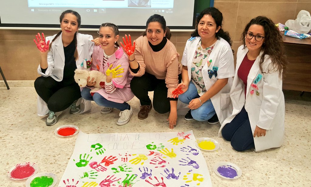 IsaParraCamara's tweet photo. Trabajando la afectividad con los peques #1EdInfantil @CES_RMI "
"La ruta de los colores" #AprendeConSentido 💕 https://t.co/rXlCPxdYnJ