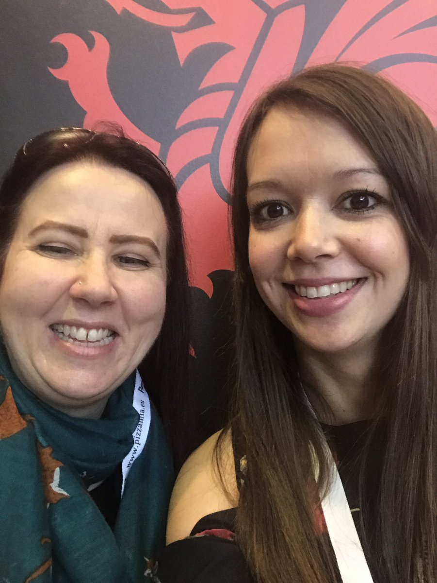 BossBrewingCo's tweet photo. So that's the @EPPSHOW wrapped up! Great to chat with the lovely @SophWrites today! #EPPShow17 @Levercliff #WomenWhoBeer https://t.co/sOXCpDwBce