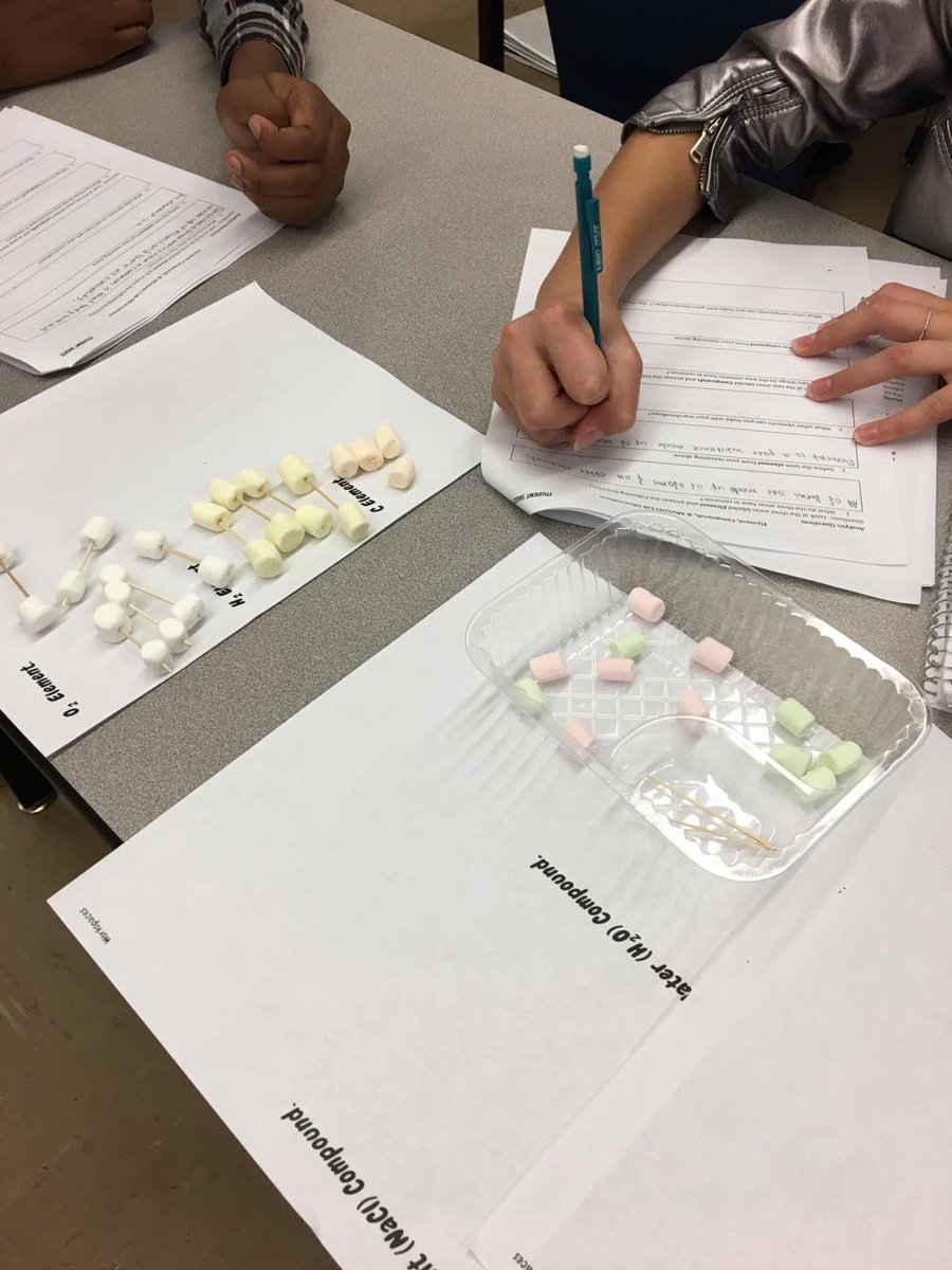 Elite8thScience's tweet image. More pics from the Marshmallow Matter lab. 
@KCSScience @terry_nieporte @Kris10Jenkins @ScienceIsFUN4us @CBMSGiants 
#cbmsELITE8th
#PowerTree
#FearTheTree