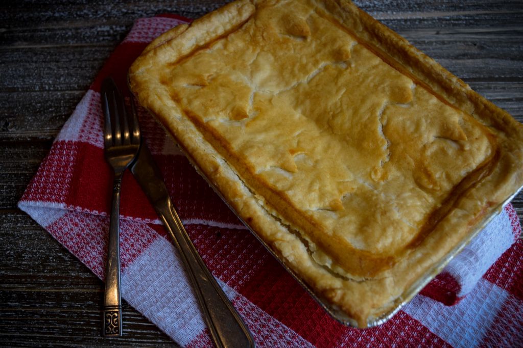 Turkey Pie, and other savoury delights.

#turkey #pie #turkeypie #hotovenbakerycafe #bakery #toronto #T.O. #food #savoury #savory