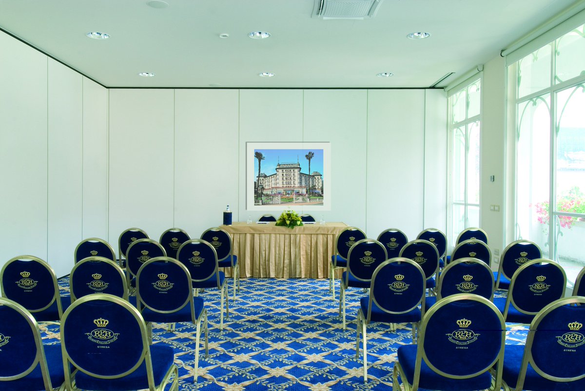 Hotel Regina Palace <a href="/Sala/">さら</a> Verdi 
#HotelReginaPalacemeetingvenue #Stresaevents #timesformeetings #conferencerooms #businesscenter