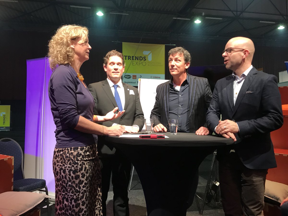 karinkraan's tweet photo. Talkshow op #trendexpo met @jaccovonhof @renedeheer #etienne friedrich van @albron_FS Gesprek over sociaal ondernemen en duurzaamheid https://t.co/BXYMoru3yx