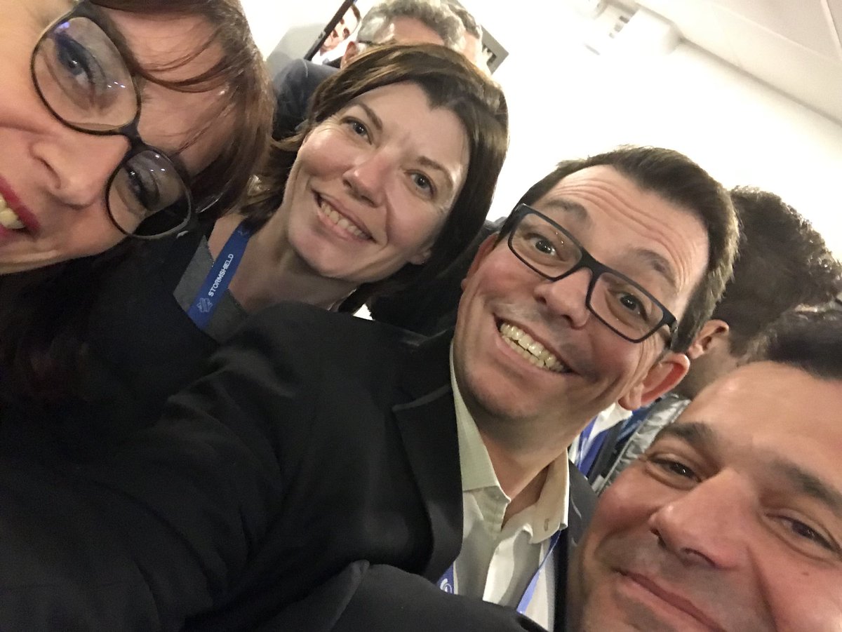 PierreEtienne's tweet photo. Rencontre de confrères #a2comday @g2si_ouest @A2COMFORMATION  #souriez #chiiiiiiiiiiiiiiise https://t.co/XAzTUArj8c