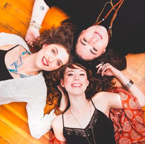 east of 8th (@eastof8thblog) on Twitter photo Folk pop at its finest--check out "Powerful Owl," new LP from <a href="/BelleMiners/">Belle Miners</a> eastof8th.com/2017/11/16/pow… Folk pop at its finest--check out "Powerful Owl," new LP from <a href="/BelleMiners/">Belle Miners</a> eastof8th.com/2017/11/16/pow…