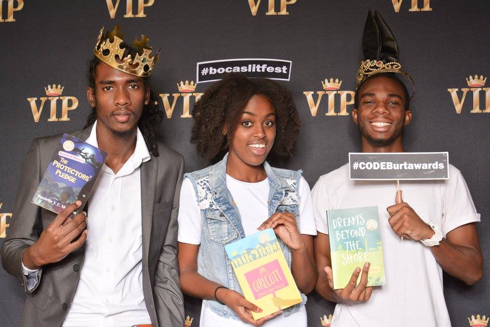 bocaslitfest's tweet photo. At the #RTB2017 launch, there were countless invites to #ReadWithMe! @CODEBurtAwards & Bocas' #Photobooth put kids, poets, writers & *everyone* in front of the literacy lens, including @BrunoCamryn, @javaughn_mf & @MilletteThaPoet!
Full Album: https://t.co/u37orwby4h https://t.co/tDt2IlspEp