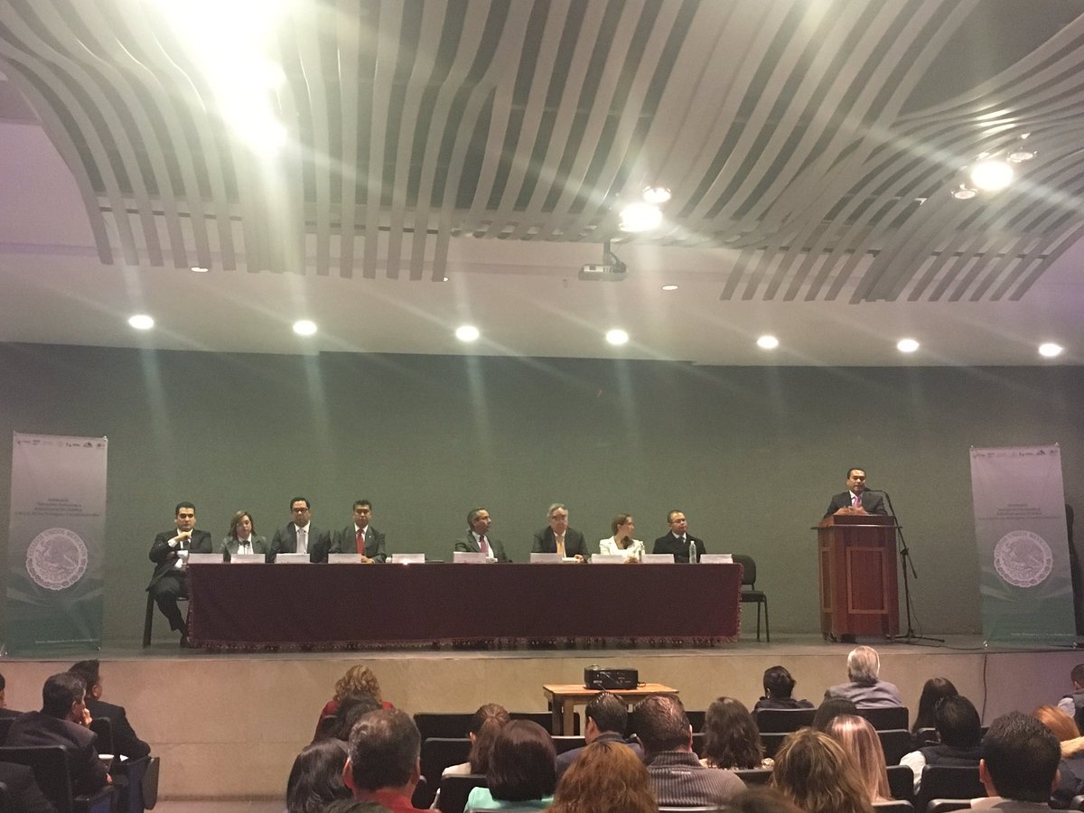 COPECOSE_MICH's tweet photo. La @PAgraria presente en el seminario "Derechos Humanos y Administración Pública a la Luz de los principios Constitucionales" Morelia, Mich. @SEGOB_mx @CNDH https://t.co/dGmdnogU5i