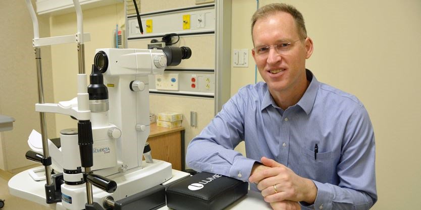 Two new critically needed eye lasers are on Trenton Memorial Hospital's Christmas list - insidebelleville.com/news-story/792…