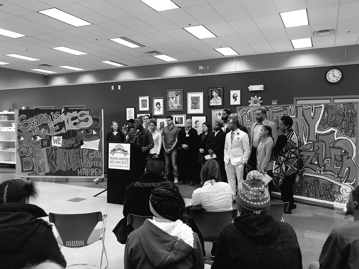 lit_wi's tweet photo. “I am a survivor of the school to prison pipeline” - Sean Wilson, leader with Youth Justice Milwaukee #NoKidsinPrison #LITFuture #CloseLincolnHills  #SchoolsNotPrisons https://t.co/5GOTccGVYt