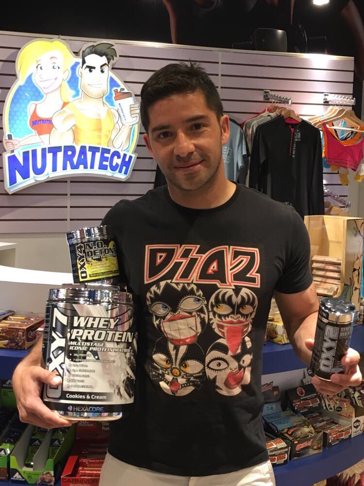 Cris4Alvarez's tweet photo. Comenzando una etapa acompañado de los suplementos @nutratech. ¡Gracias por el apoyo! Feliz con mi proteína👍🏻💪🏻😃#nutratech https://t.co/bnfdWcToQX