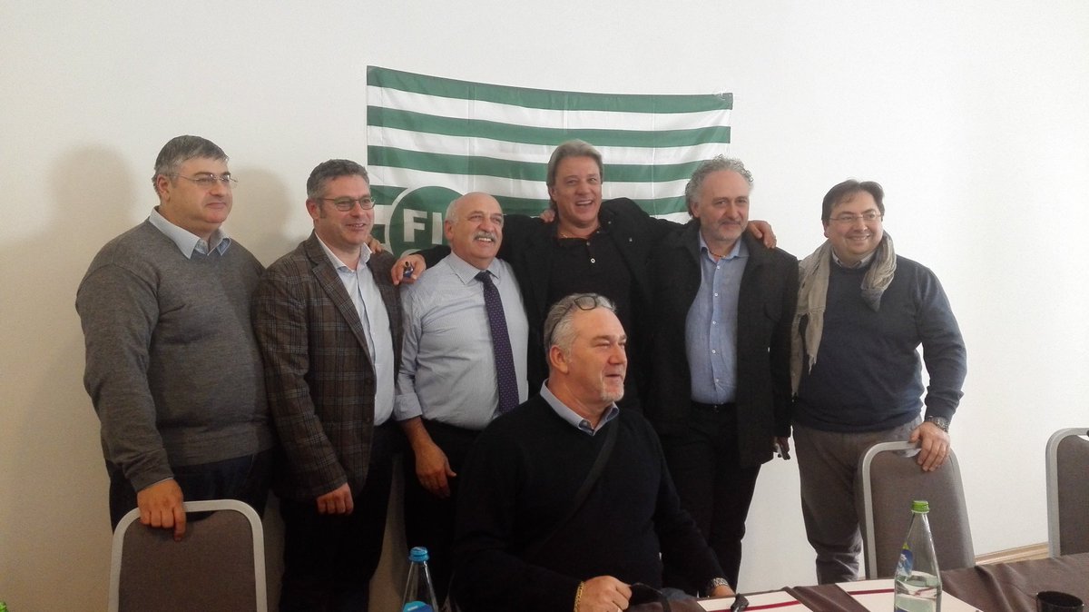 GiordanoPasqual's tweet photo. @FitCisl #VENETO riunione #Dipartimento #Logistica e #IgieneAmbientale @ClaudioCapozucc @paspaniccia @m_diamante #AngeloCurcio #MaurizioFonti tanti temi toccati. La #FitCisl protagonista in difesa dei lavoratori https://t.co/N3DCrxYwLT