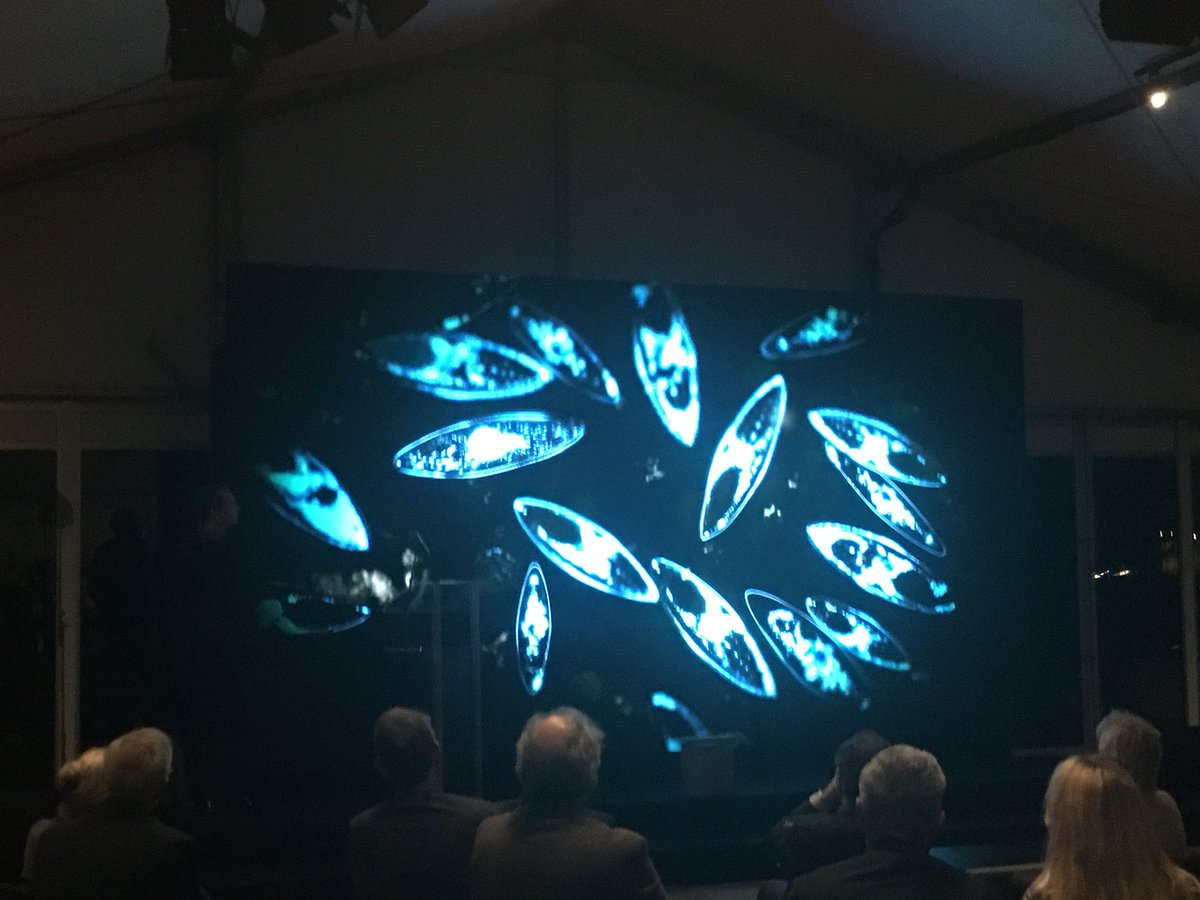 douwefaber's tweet photo. @icoonafsluitdijk is geopend by @DaanRoosegaarde uniek https://t.co/LUrXLPjG36