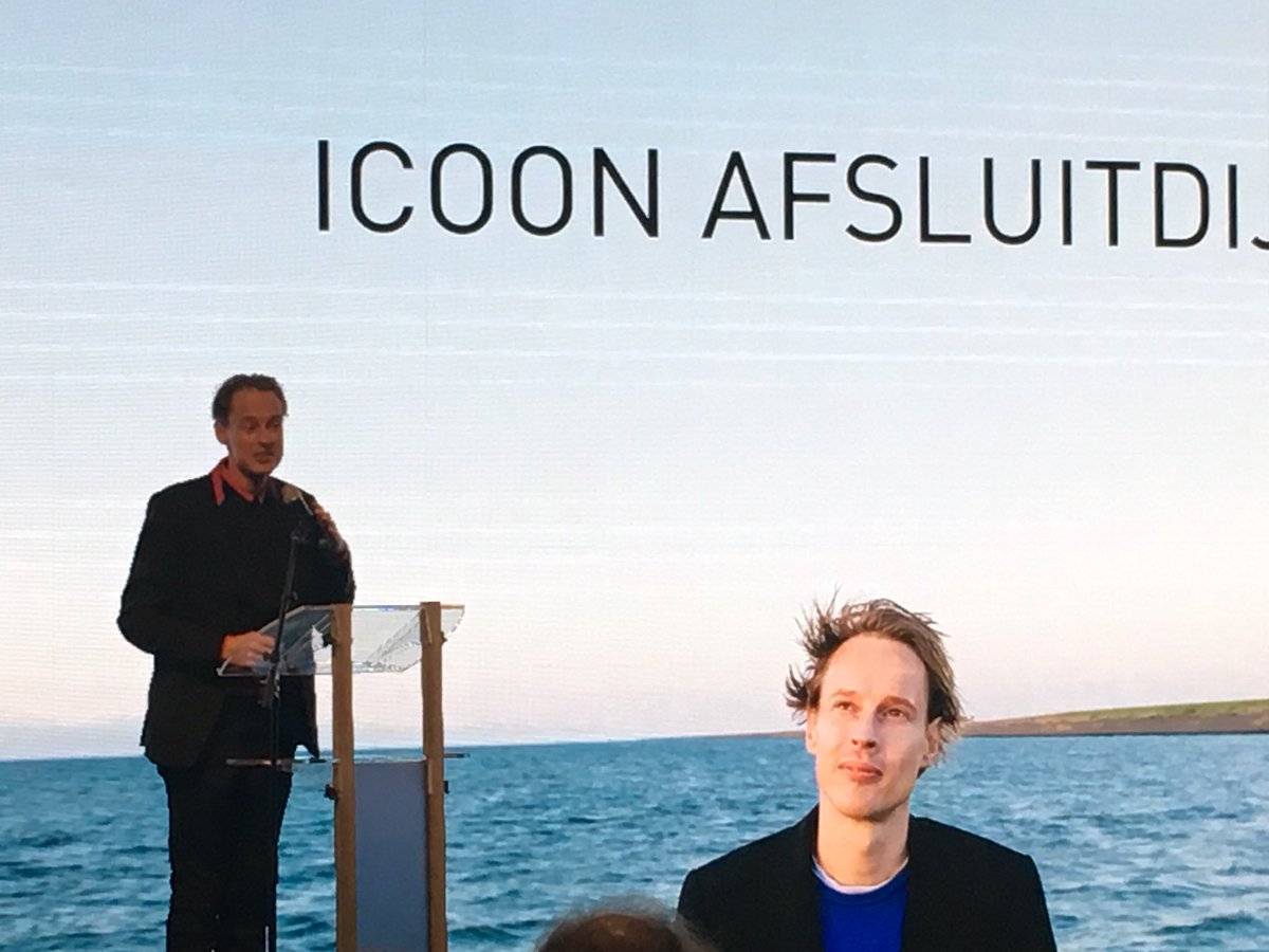 douwefaber's tweet photo. @icoonafsluitdijk is geopend by @DaanRoosegaarde uniek https://t.co/LUrXLPjG36