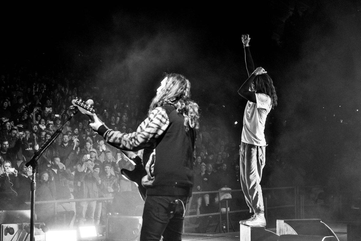 IncubusBand's tweet photo. If not now, when will 👁?
Stand 🆙 and 👤 the bright 💡 https://t.co/0fpebdaBSb