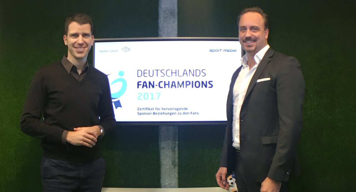 advant_group's tweet photo. Die beiden Herren verbindet mehr als nur eine Namensvetterschaft – gemeinsam suchen Sport1 Media Chef @patnica01 und Advant CEO @CEO_Advant
„Deutschlands Fan-Champions 2017". Danke für die tolle Kooperation @SPORT1_PR https://t.co/AMnPAdnPlN