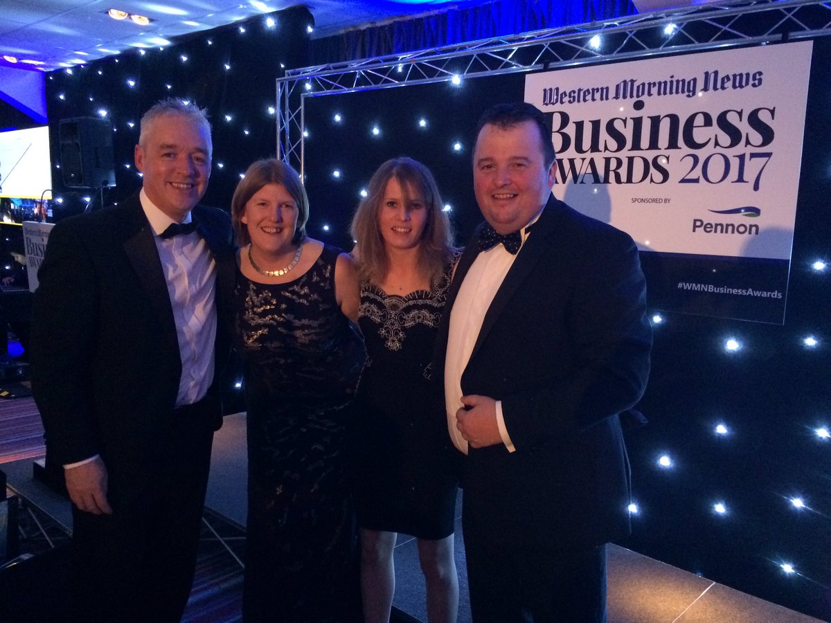 AthwennaIrons's tweet photo. Great company at @WMNNews #WMNBusinessAwards tonight! @BillMartinWMN @cornish_claire @KivellsRural https://t.co/ejhR8MOdwE