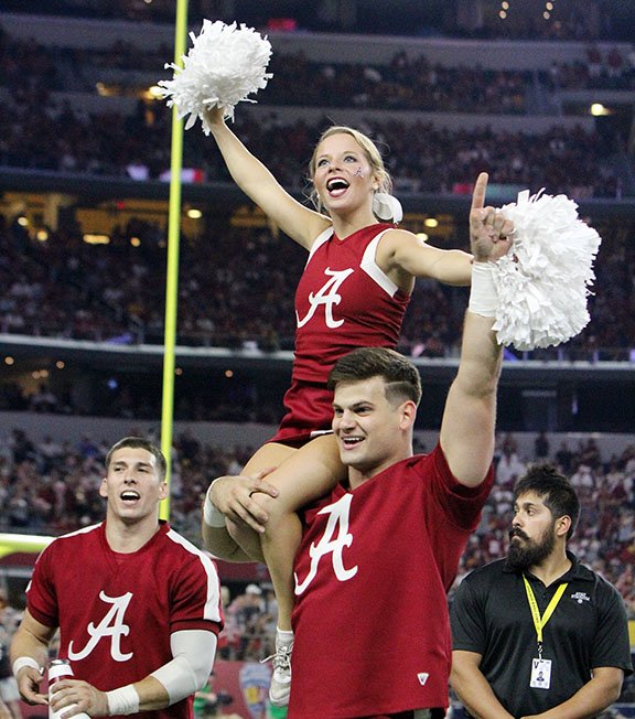 RoadTripSports's tweet photo. They're No. 1, and it's been that way for a while now. So we kick off #CheerleaderThursday at #RoadTripSports with the Alamaba #CrimsonTide #RollTide #RamaJama #Bama #SECFB #FBS #NCAAFB @Alabama_Cheer https://t.co/kUJxcVPKyd