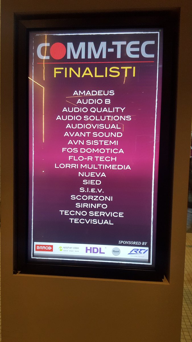 Pave_Davide's tweet photo. #commtecaward2017 chi Vincerà?? @BOU_TEK https://t.co/nq7TGo7lhF