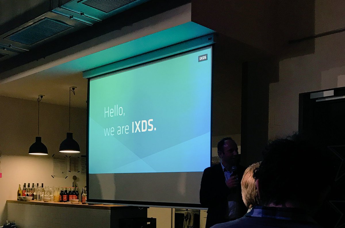 lpkoller's tweet photo. Heute mal um die Ecke beim #dtmuc #afterworktalk @IXDSberlin mit @GiesingerBraeu 🍺 https://t.co/HfOZEvR4Da