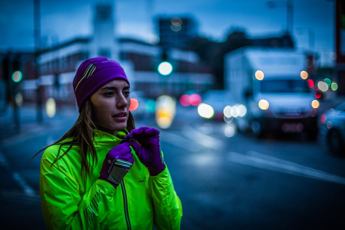 Ronhillfrance's tweet photo. #Courir de nuit est presque inévitable en cette saison, pensez aux vestes et accessoires réfléchissants #RONHILL pour optimiser votre sécurité ! https://t.co/g4lHS0oTYJ #runeveryday #runbynight #runninginthedark #running #run #runner #runningcommunity #runnerscommunity https://t.co/XmbpcCdave