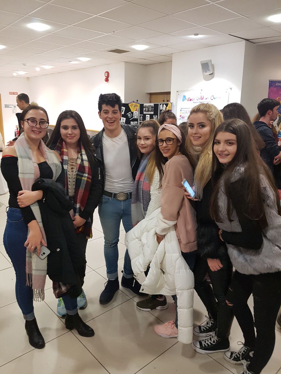 TYColaisteBride's tweet photo. Thanks to all @Draiocht_Blanch and @coolminems for a brilliant night. All 100 TY students from @Colaistebride @moylepark @colchilliain had a great night and we're all looking forward to our TY musical @allshookup2018 this January!#allshookup💃💃💃 https://t.co/Q4xMZZPvSH