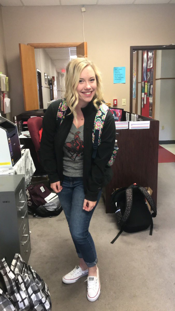 NW_StuServices's tweet photo. Special Happy Birthday to one of our Student Workers! Have a great day @mackenziendavis https://t.co/1KnTHDKazt