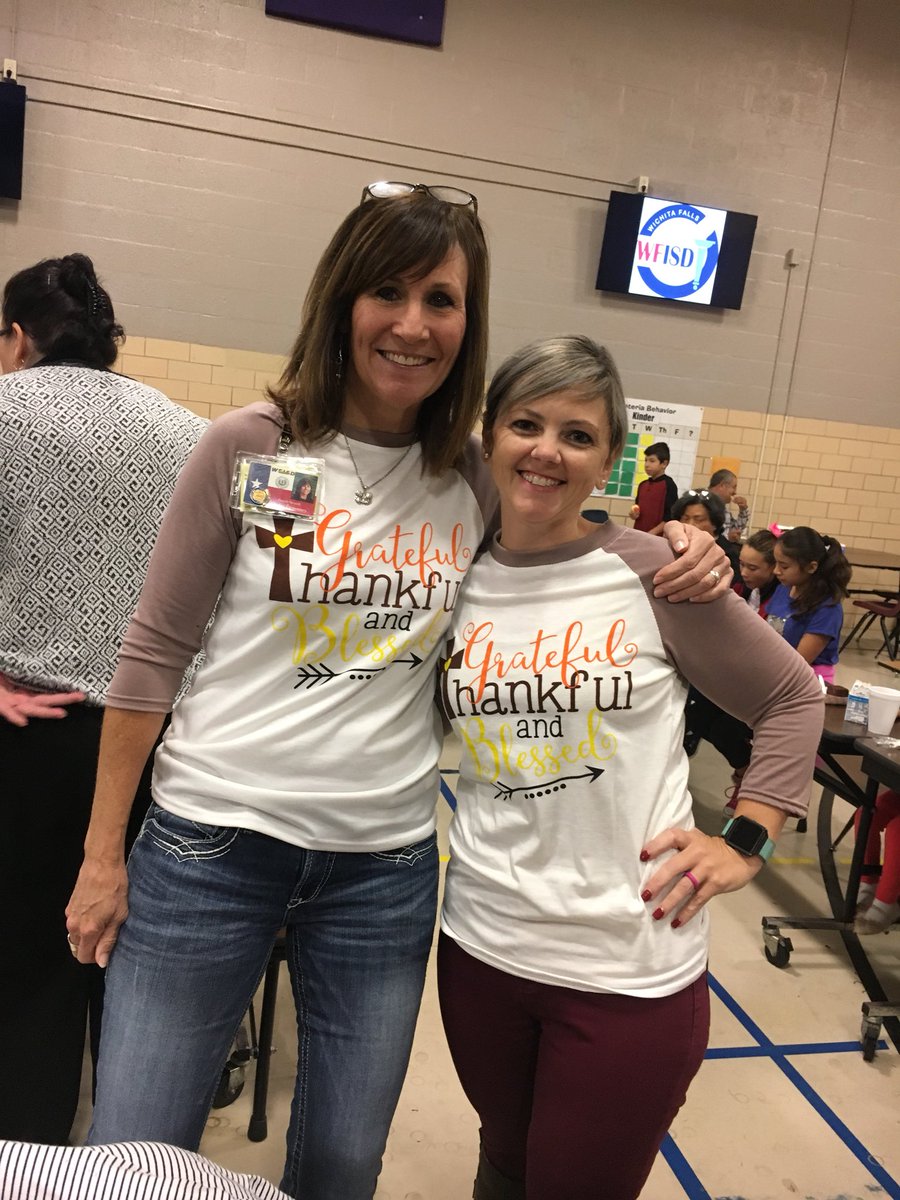 pspruiell's tweet photo. #greatminds #webothorderedonline #happythanksgiving #zundy https://t.co/XUTvf04CY4