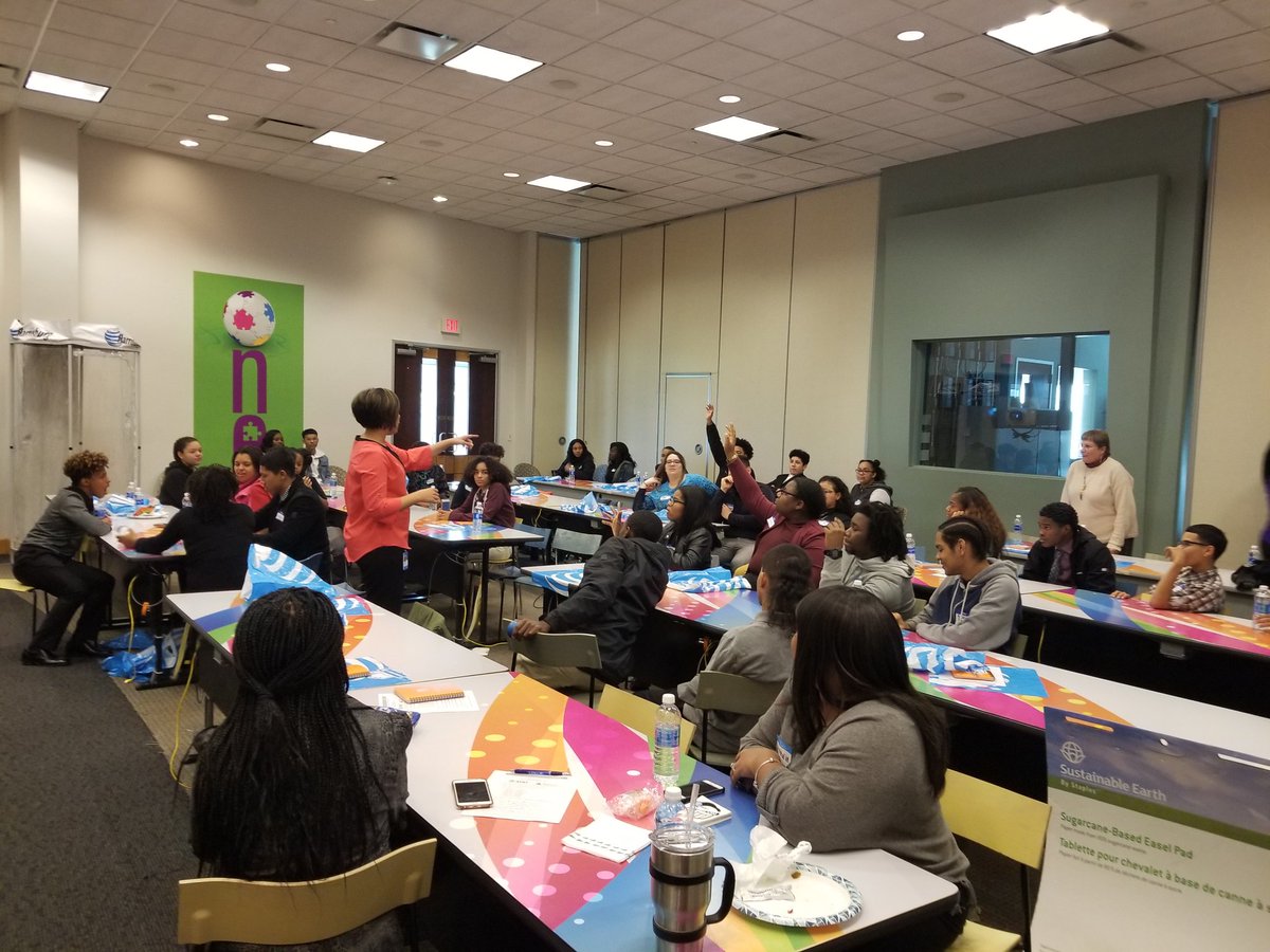 #AwesomeATSD #Pioneers 

Amazing JA event!!!!!! Loved spending time with Harrisburg High. Go- cougars!!!!!! @HarrisburgATS