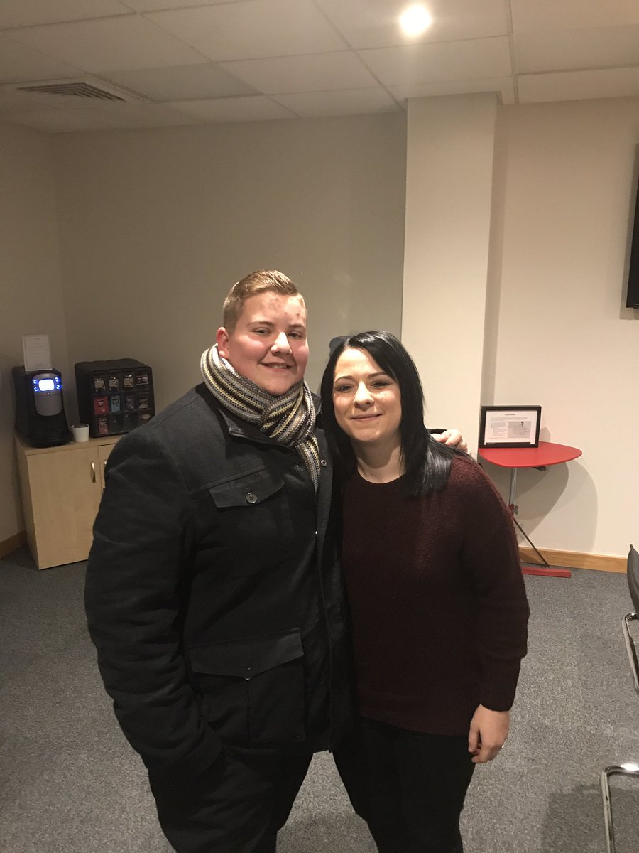 Look who I've just met the one and only <a href="/lspraggan/">Lucy Spraggan</a> at the East Midlands Designer Outlet thanks for having me guys @PeakFM