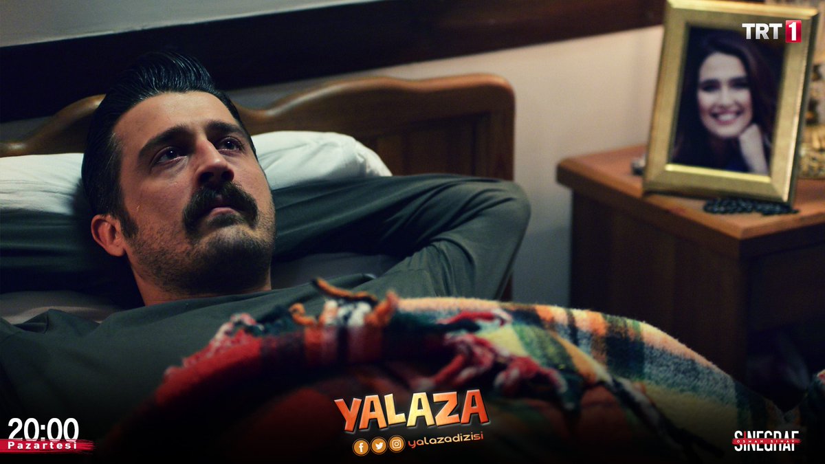 Sence aşk nedir?
Bizce; acı çeksen de, sevmekten bir an olsun vazgeçmemektir...

#Yalaza Yeni Bölüm
Pazartesi | 20:00 | <a href="/trt1/">TRT 1</a> 

<a href="/mrtcrm/">Mert Carim</a> <a href="/SinegrafFilm/">Sinegraf Film</a>