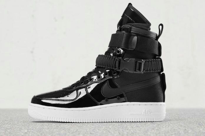 trendsneaks's tweet photo. #Nike WMNS SF-AF1  ⛄
Color: Black/White
Style Code: AJ0963-001
Release Date: November 16, 2017
Price: $230 https://t.co/zFpE1H47LM