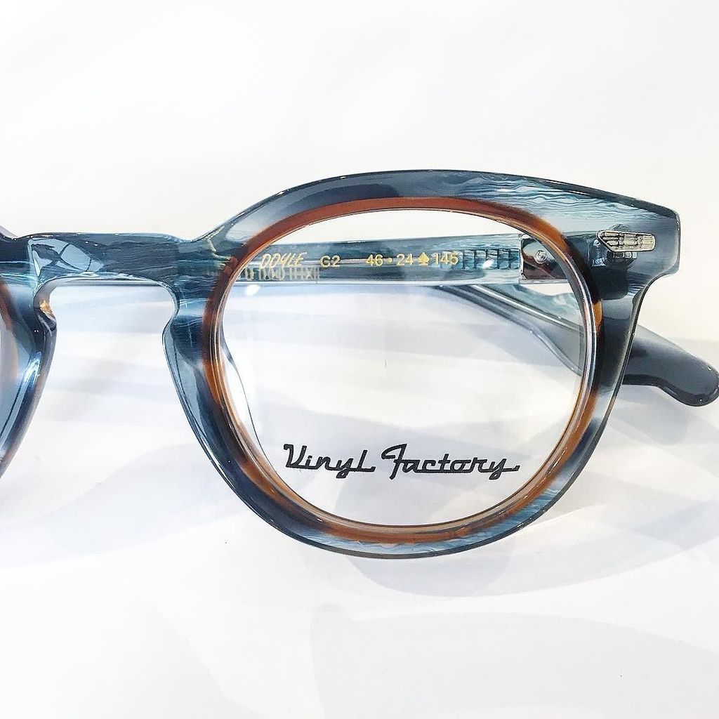 SgfFamilyVision's tweet photo. In LOVE with this framed frame by @vinylfactoryeyewear. Come in to try this on! #springfieldmo #opticalboutique #loveyourspecs #ourframesrock #independenteyewear https://t.co/rKARmovkay https://t.co/B6HQEzMRI7