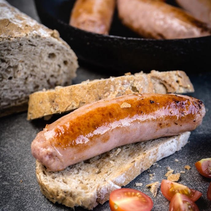 goustocooking's tweet photo. A November classic is coming soon: Sausage, Mash & Figgy Gravy.
Our butchers call on their 40 years' experience to create recipes (both traditional and innovative) for their tasty, handmade sausages.
Stay tuned to our upcoming menus, so you don't miss them! #novemberrecipes https://t.co/LScOq9Z1Q8