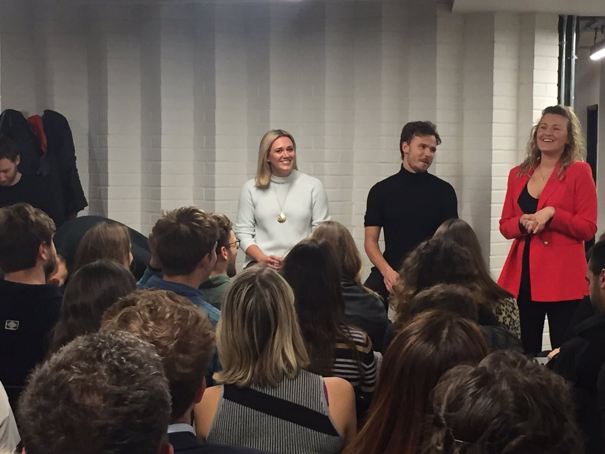katsladden's tweet photo. Full house for @twentymileclub first #honesttruths event. Talking truth abt life in your 20s & starting businesses. ππ https://t.co/Kf38mBa1Un