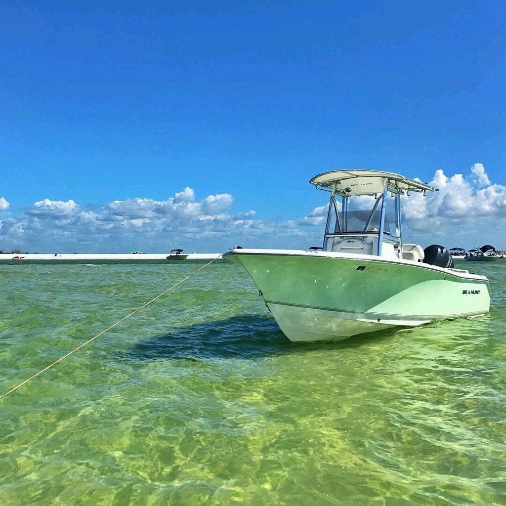seahuntboats's tweet photo. Repost! 📸@__goodvibes7__: 

"Sandbar Sunday! 🏝#goodvibesonly #passagekey #seahuntboats #gopro #goprohero5 #goprouniverse #gratefuleveryday #ediag @jamielynn51212" https://t.co/COCpiH4bil
