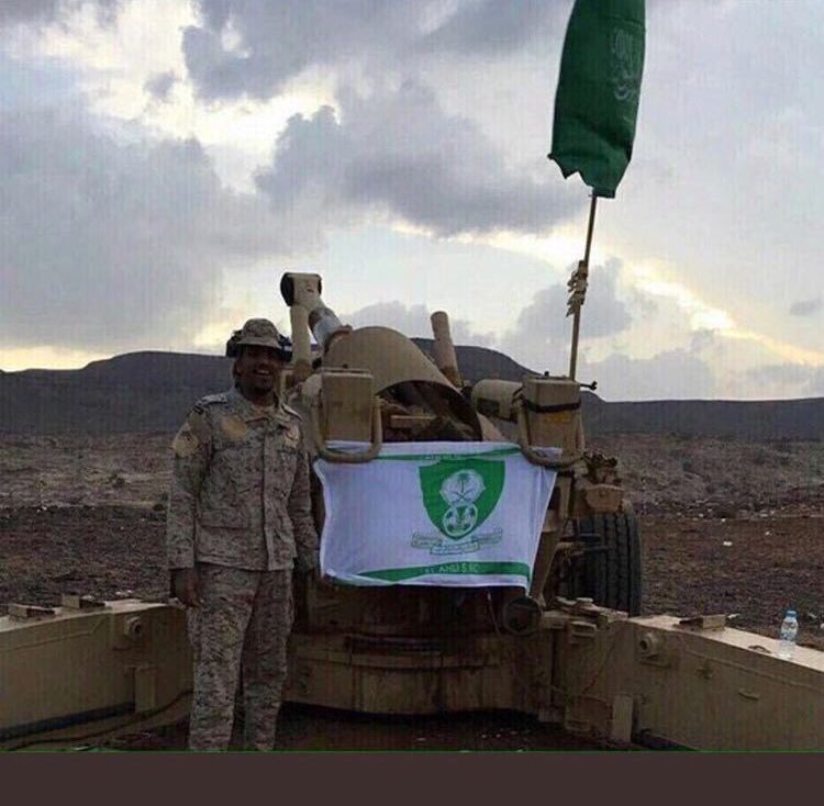 KFO_16's tweet photo. #جيش_جمهور_الاهلي 
يدافع عن حقوق ناديه 💚
ويدافع عن وطنه 🇸🇦
ولا عزاء لمن يساومنا على وطننا ..
 #جمهور_الاهلي_درعك_ياوطن https://t.co/iK3k87p8ZV