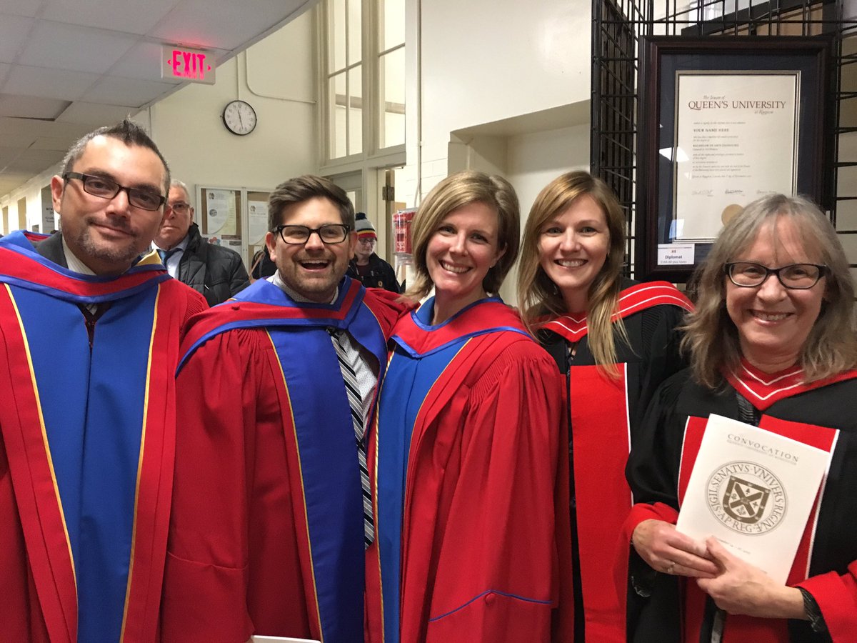 jillscott68's tweet photo. So happy to be here at #QGrad17 with my fabulous colleagues from @QueensEduc @queensu https://t.co/UCQTrR4Xrd