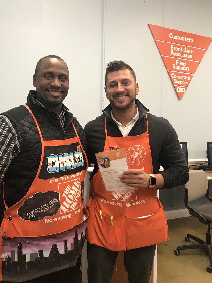 Congratulations to my awesome SASM Tom @THDPimentel on being recognized by DM Charles Reasonova for his excellent job crushing sales and service at #1937!! #winning